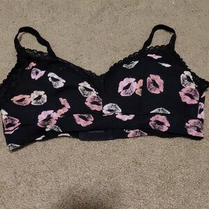 Savage X Fenty Black Bralette with Pink & White Lip Pattern